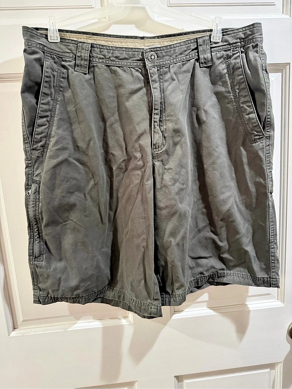Columbia Cargo Shorts Gray Size 38